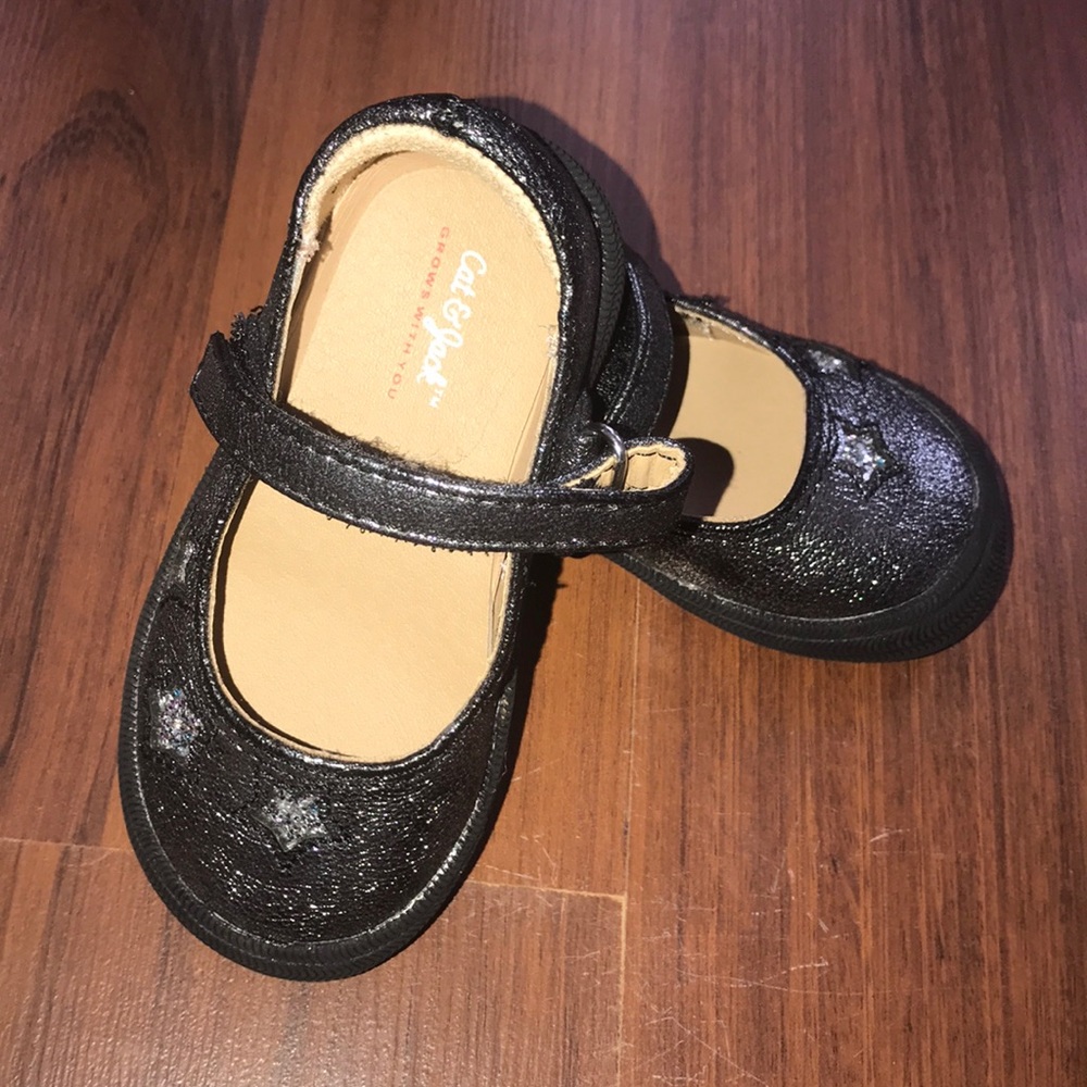 Easy strap girl babydoll shoes